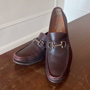 Ferragamo Mens Burgundy Loafer